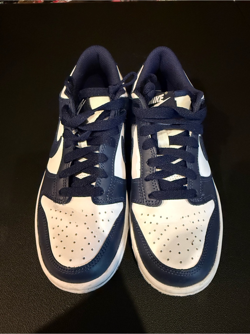 Nike Kids Low-Top Sneakers in Navy and White